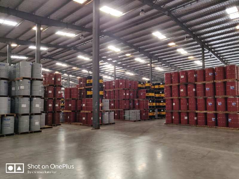 Available warehouse for lease
