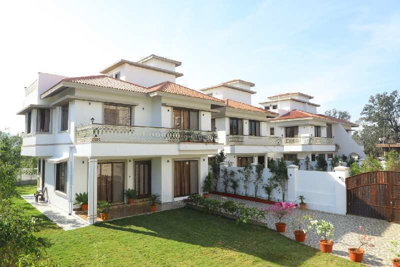 4 BHK Individual Houses / Villas for Sale in Lonavala, Pune (330 Sq. Meter)