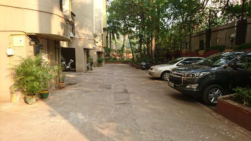 1 BHK Flats & Apartments for Sale in Ghatkopar West, Mumbai (640 Sq.ft.)