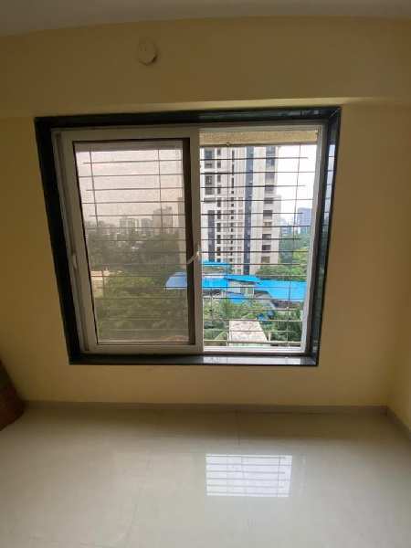 3 BHK Flats & Apartments for Sale in Chembur East, Mumbai (1350 Sq.ft.)