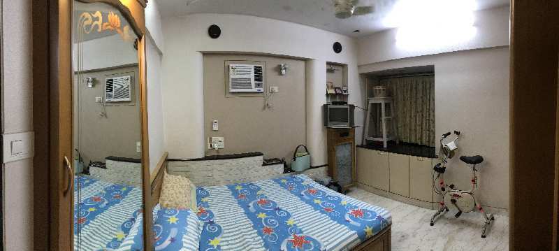 2 BHK Flats & Apartments for Sale in Dadar East, Mumbai (880 Sq.ft.)