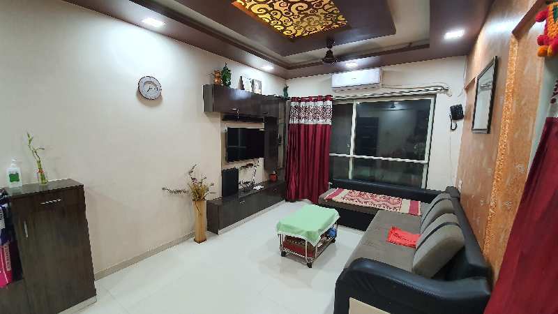 2 BHK Flats & Apartments for Sale in Ghatkopar East, Mumbai (992 Sq.ft.)