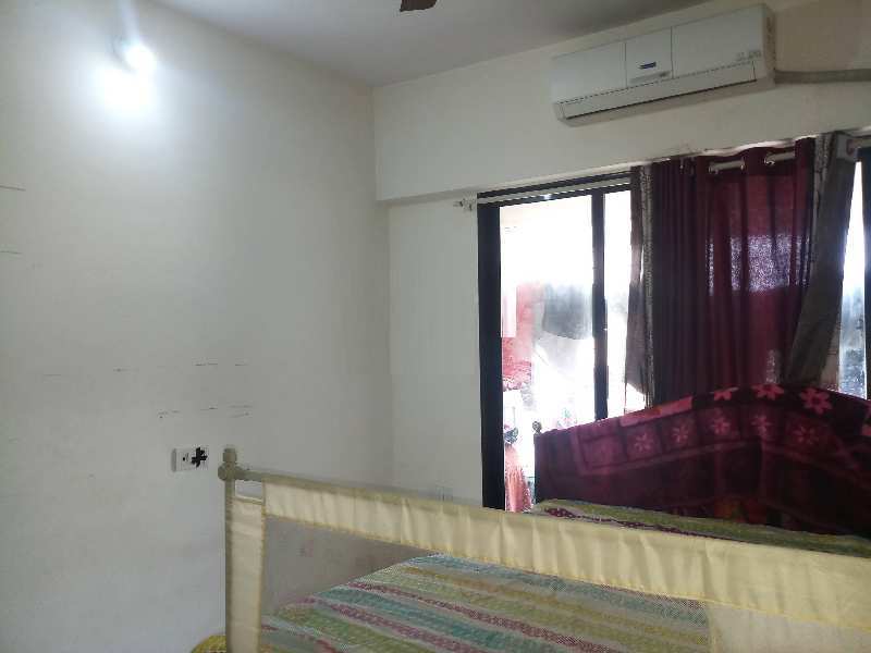 2 BHK Flats & Apartments for Rent in Ghatkopar East, Mumbai (657 Sq.ft.)