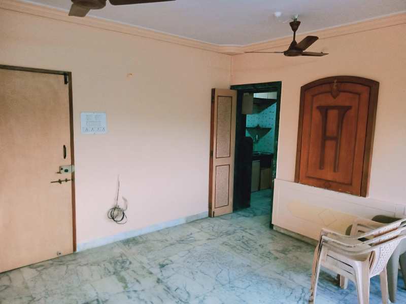 2 BHK Flats & Apartments for Rent in Ghatkopar, Mumbai (825 Sq.ft.)