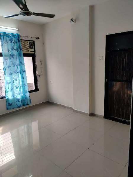 2 BHK Flats & Apartments for Sale in Tilak Nagar, Mumbai (800 Sq.ft.)