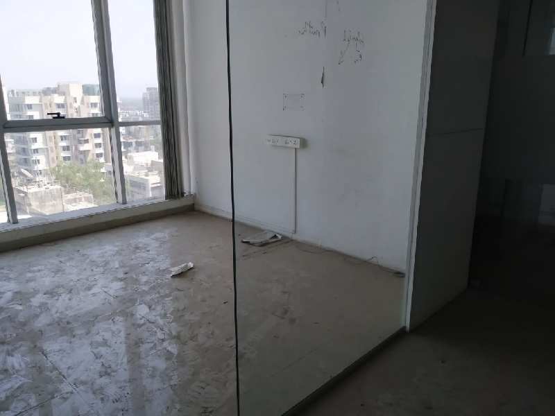 676 Sq.ft. Office Space for Rent in Ghatkopar East, Mumbai
