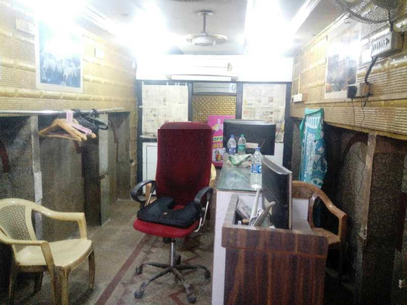 900 Sq.ft. Commercial Shops for Rent in Chembur East, Mumbai