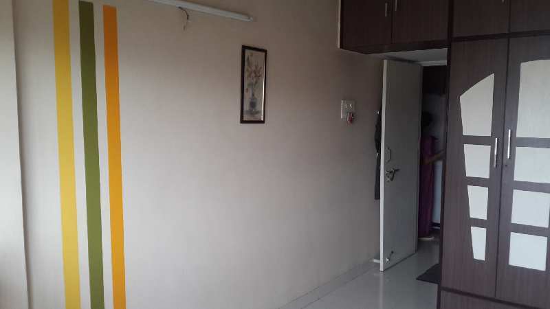 2 BHK Flats & Apartments for Sale in Bandra East, Mumbai (1290 Sq.ft.)