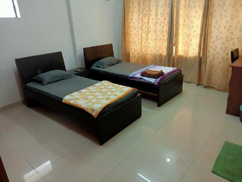 3 BHK Flats & Apartments for Sale in Bandra East, Mumbai (1700 Sq.ft.)