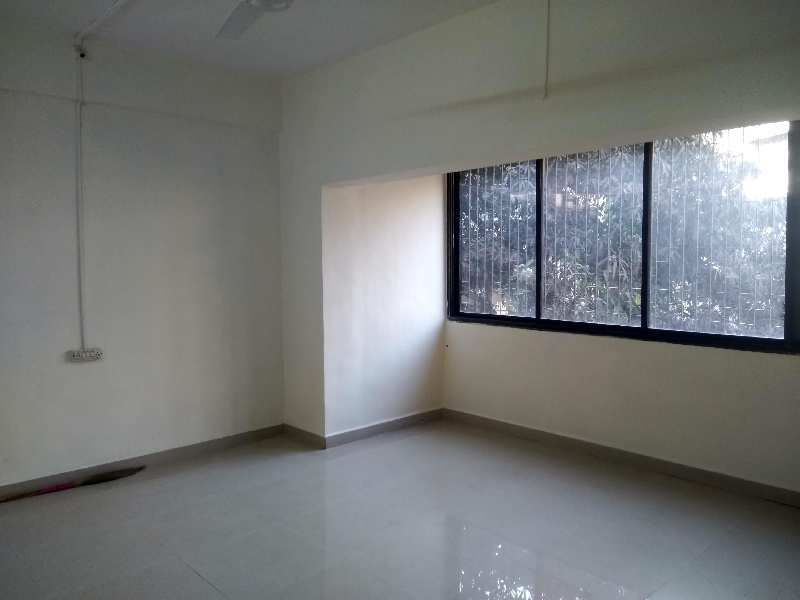 2 BHK Flats & Apartments for Sale in Arvind Nagar, Mumbai (1000 Sq.ft.)