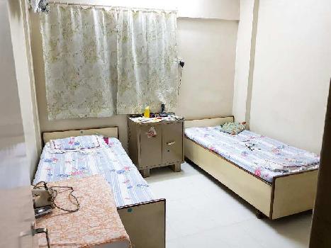 2 BHK Flats & Apartments for Sale in Santacruz East, Mumbai (1200 Sq.ft.)