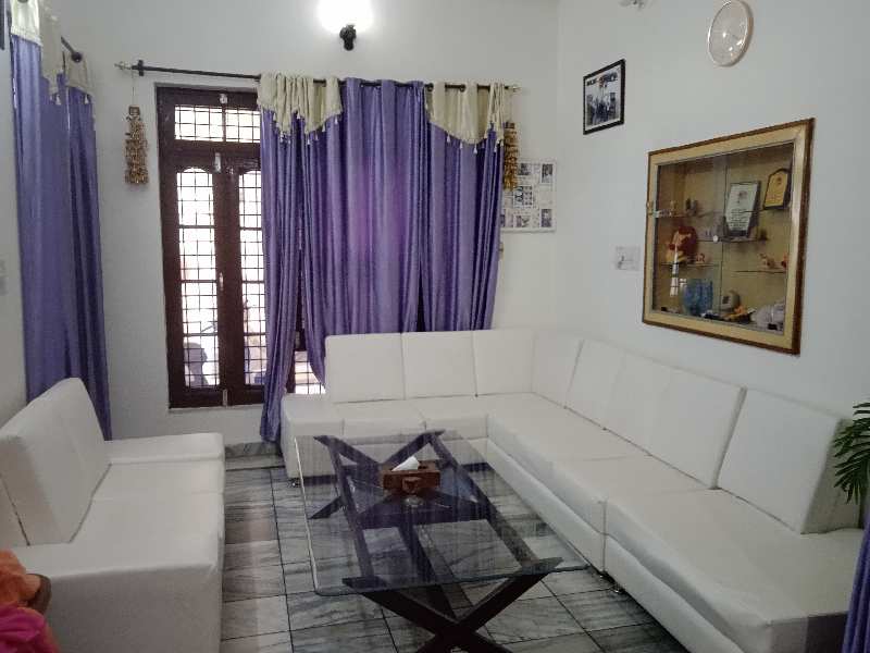 Well Farnished Separate kothi for Rent