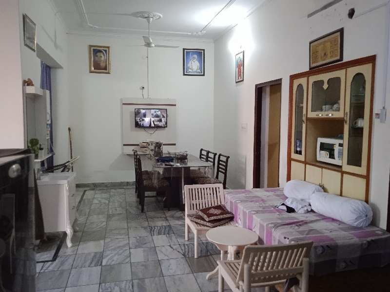 Well Farnished Separate kothi for Rent