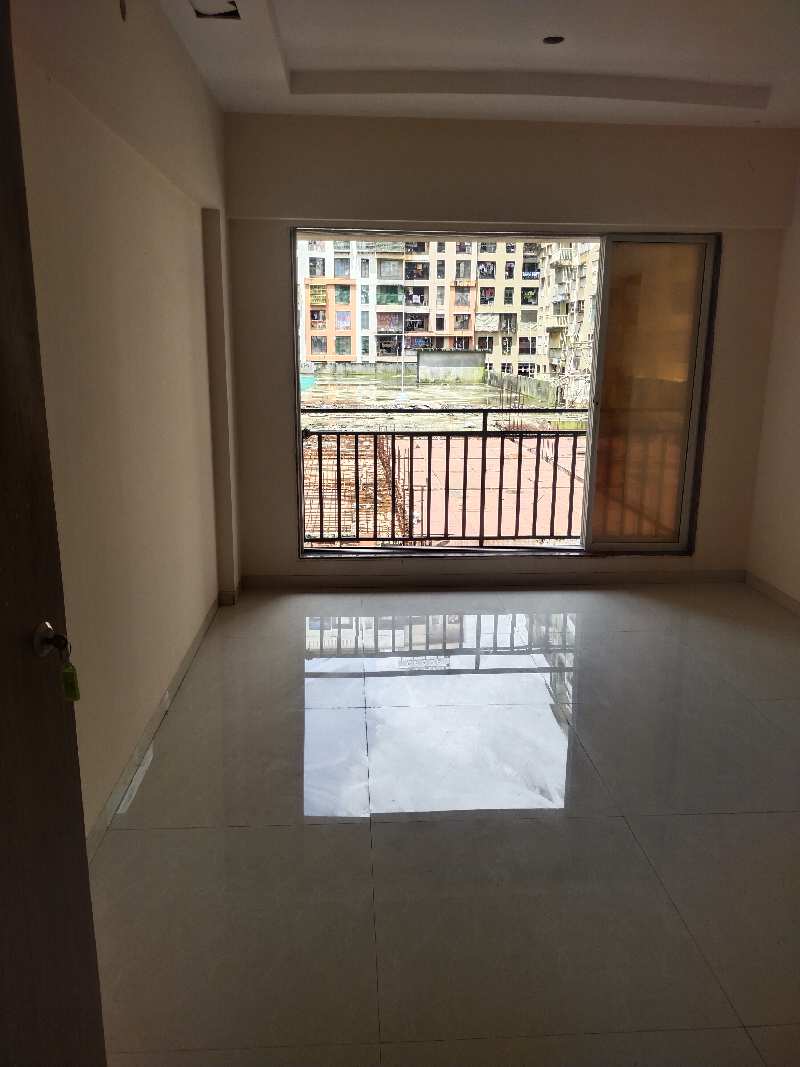 1 BHK Flats & Apartments for Sale in Nalasopara East, Mumbai (550 Sq.ft.)