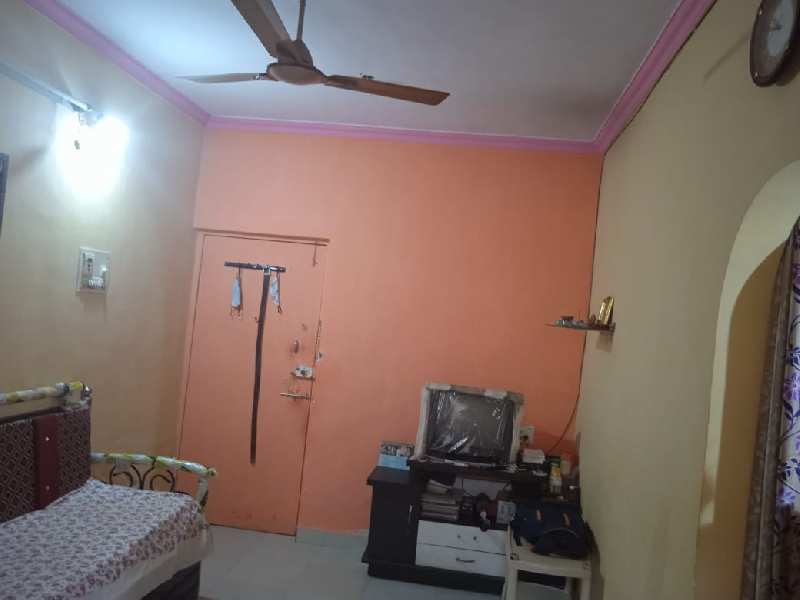 One RK on Second Floor Rs. 18,50,0000