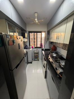 1BHK flat for sale in mlad east full  furnished
