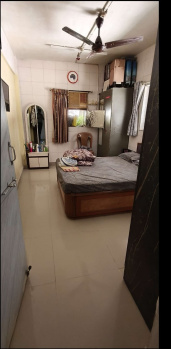 1BHK flat for sale in mlad east