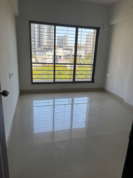 Flats & Apartments for Sale in Malad West, Mumbai (700 Sq.ft.)