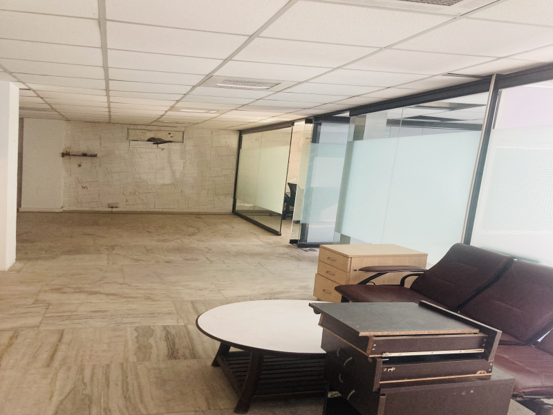 6800 Sq.ft. Office Space for Sale in Phase V, Gurgaon