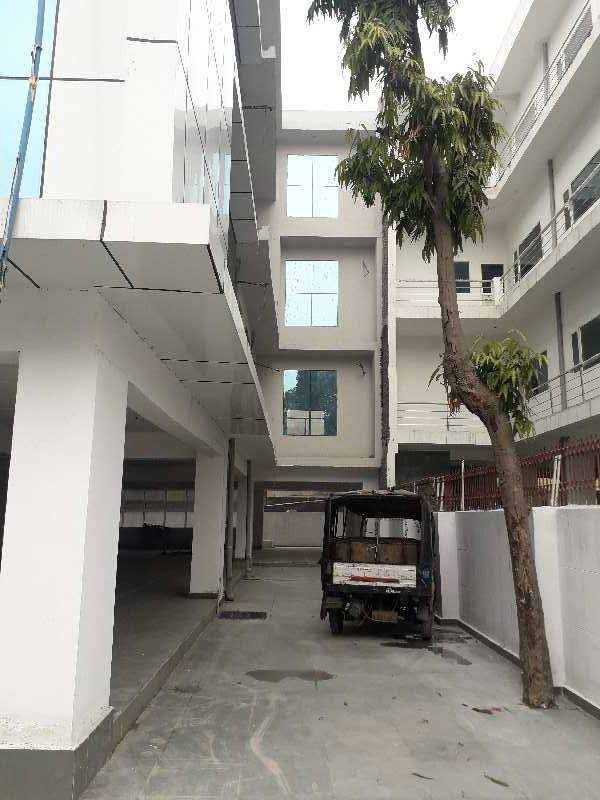 1 RK Individual Houses / Villas for Sale in Udyog Vihar, Gurgaon (55000 Sq.ft.)