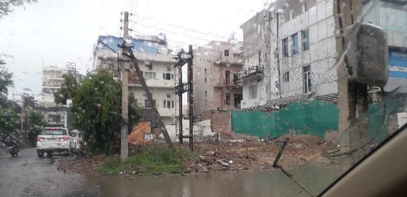 Industrial Land / Plot for Sale in Udyog Vihar, Gurgaon (450 Sq. Meter)
