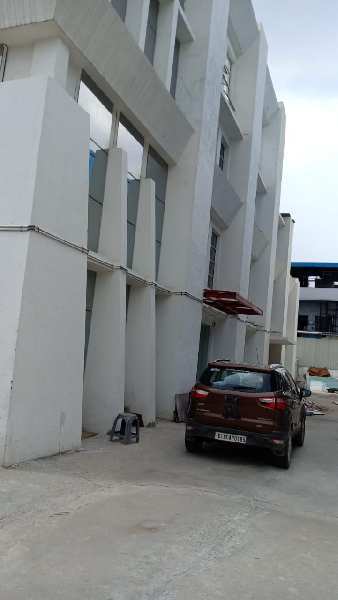 27000 Sq.ft. Factory / Industrial Building for Rent in Udyog Vihar, Gurgaon