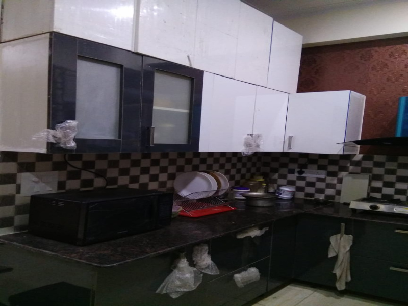 3 BHK Flats & Apartments for Rent in Techzone 4, Greater Noida (1650 Sq.ft.)