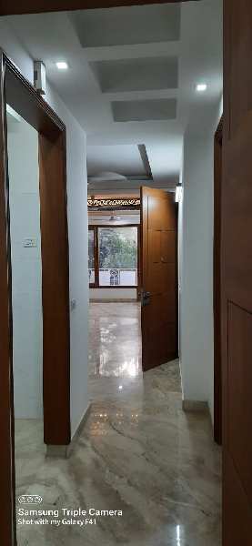 3 BHK Builder Floor for Sale in Block G, Chittaranjan Park, Delhi (1400 Sq.ft.)