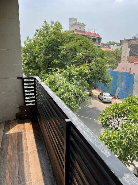 4 BHK Builder Floor for Sale in Block B, Greater Kailash I, Delhi (2500 Sq.ft.)