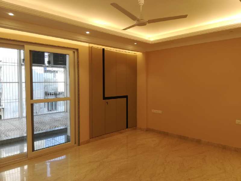 4 BHK Builder Floor for Sale in Block M, Greater Kailash I, Delhi (4200 Sq.ft.)