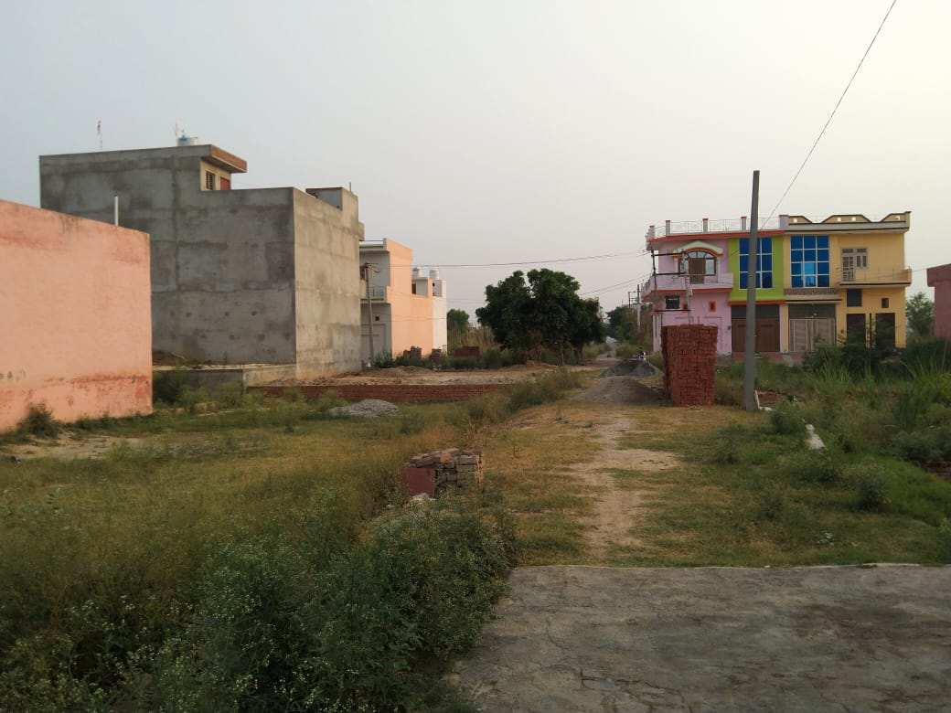 84 Sq. Yards Residential Plot for Sale in Rohta Road, Meerut