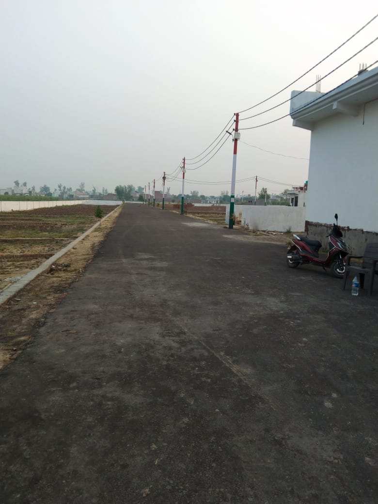 84 Sq. Yards Residential Plot for Sale in Rohta Road, Meerut