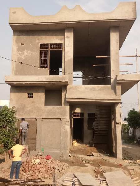 100 Sq. Yards Individual Houses / Villas for Sale in Rohta Road, Meerut