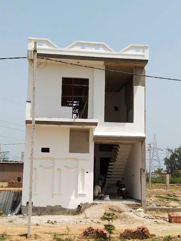 Independent 2 BHK Duplex residential house at a good location.