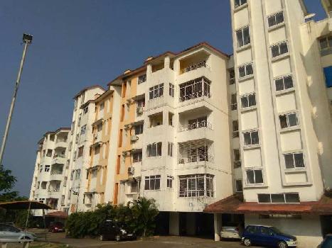 Spacious 3bhk apartment with seaview near MES college zuarinagar.