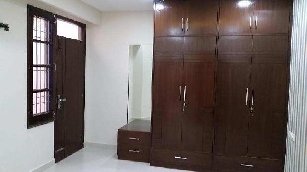 1 BHK Builder Floor for Rent in Mulund East