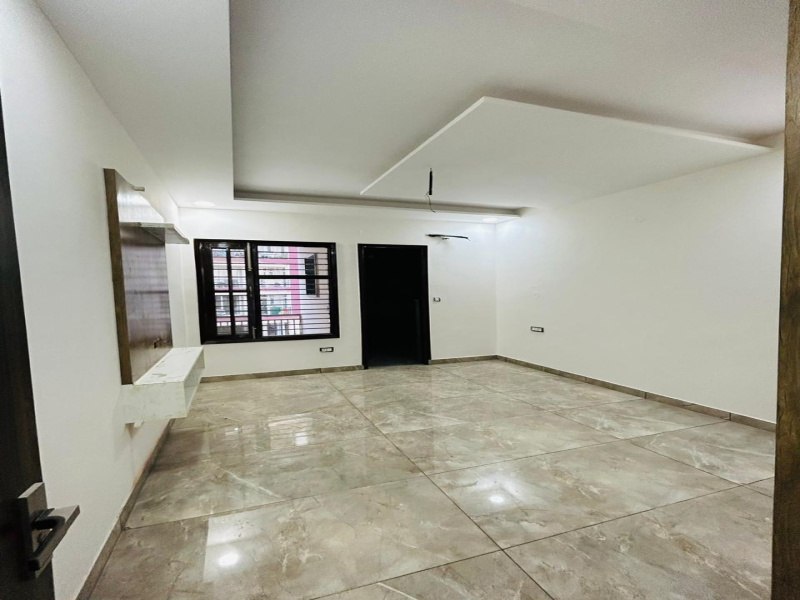 3 BHK Builder Floor for Sale in Sunny Enclave, Mohali (1055 Sq.ft.)