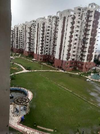 4 BHK Flats & Apartments for Sale in Sector 125, Mohali (1550 Sq.ft.)