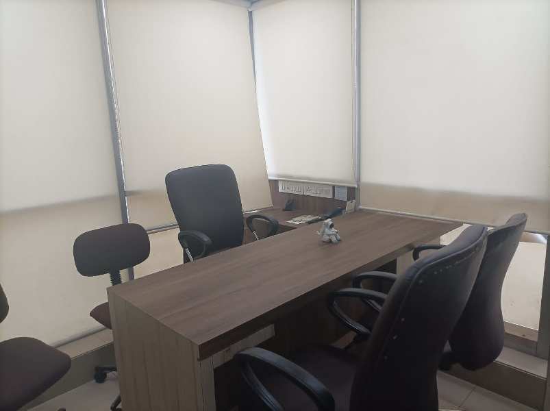 750 Sq.ft. Office Space for Rent in Bandra West, Mumbai
