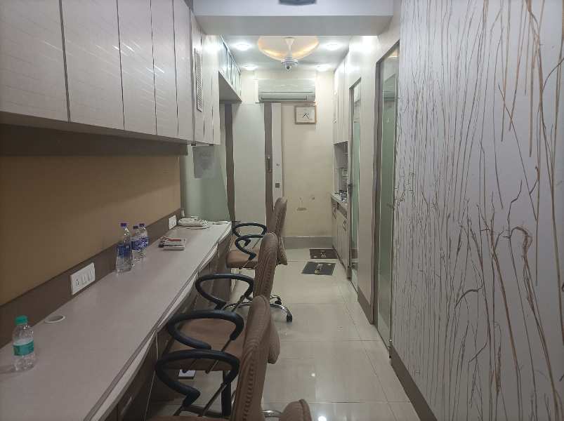 750 Sq.ft. Office Space for Rent in Bandra West, Mumbai