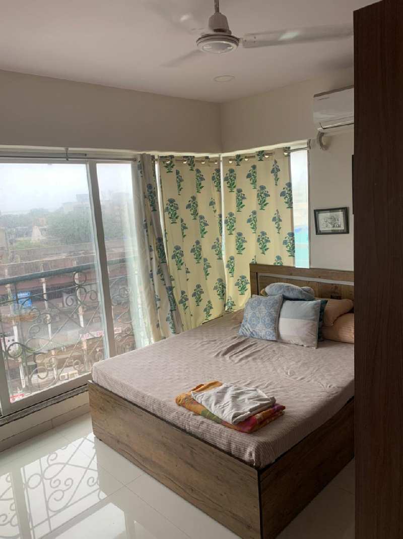Beautiful and elegantly done up spacious 3bhk with open view and facing the sea with lots of sunlight and greenery surrounded in the heart of bandra west a  luxurious lifestyle feel like heaven and closer to all daily needs