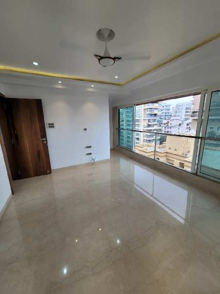 Flats & Apartments for Sale in Bandra West, Mumbai (1070 Sq.ft.)