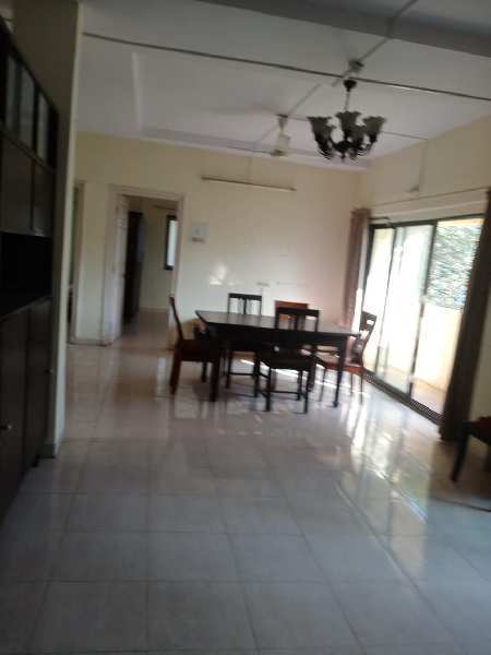 2 BHK Flats & Apartments for Rent in Khar, Mumbai (1000 Sq.ft.)