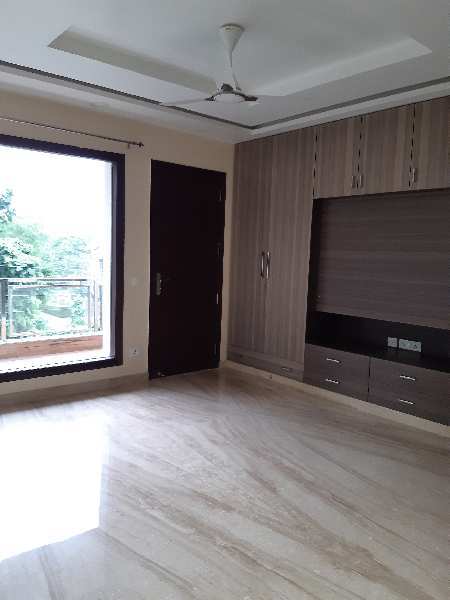 3 BHK Builder Floor for Sale in Block H, Gurgaon (280 Sq. Yards)