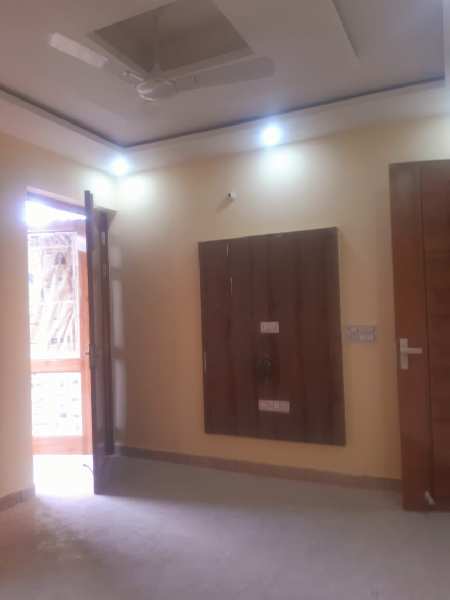 3 BHK Builder Floor for Rent in Sector 22, Gurgaon (2000 Sq.ft.)