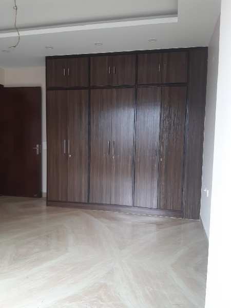 3 BHK Builder Floor for Sale in Sector 23, Gurgaon (2500 Sq.ft.)