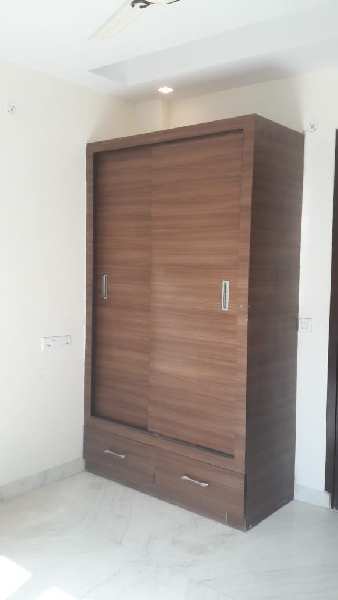 3 BHK Builder Floor for Sale in Block I, Gurgaon (2500 Sq.ft.)