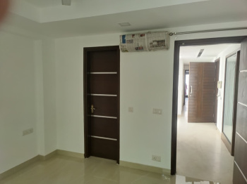 Third floor with terrace for rent in South delhi