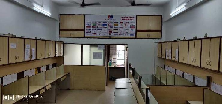 750 Sq.ft. Office Space for Rent in Boat Club Road, Pune