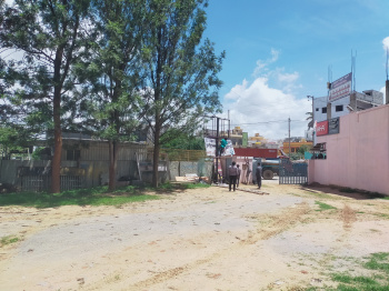 Commercial land for rent in hoskote main road near toll